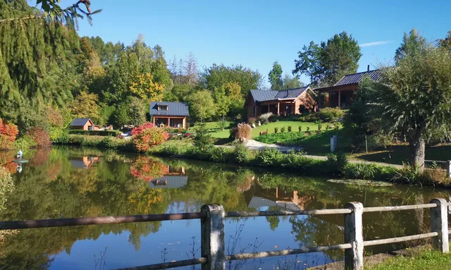 Apardo - Chaty Březka
