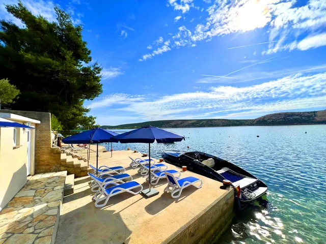 Villa Olivija-direkt am Strand