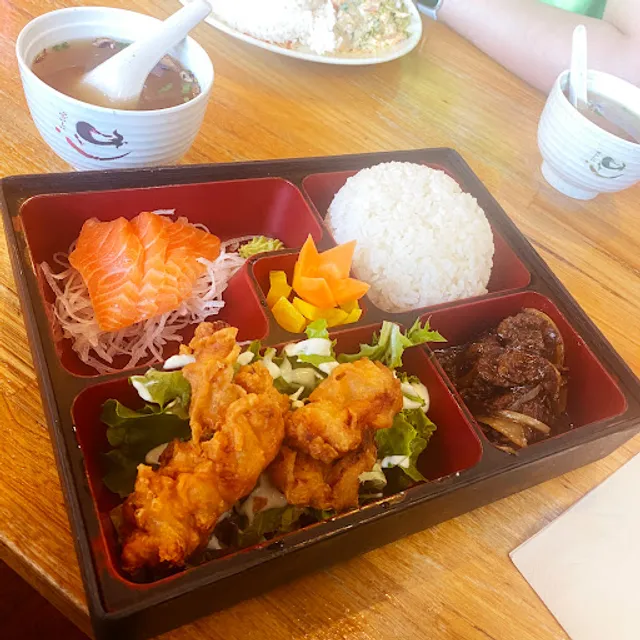 Hi Sushi & Dumplings Westfield