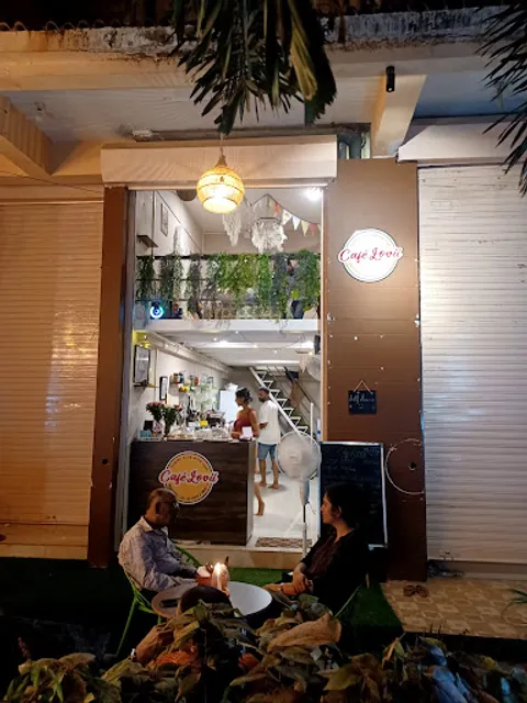 Cafe Lovii