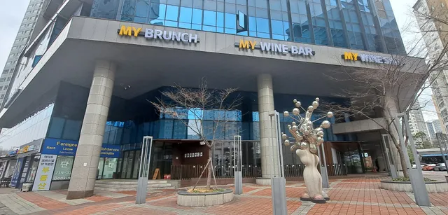 Modern Yongsan Hanok