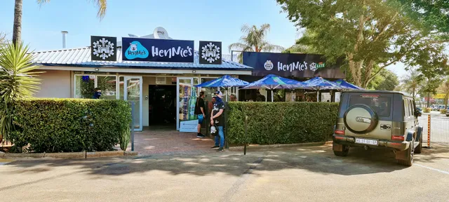 Hennie's Montana Restaurant