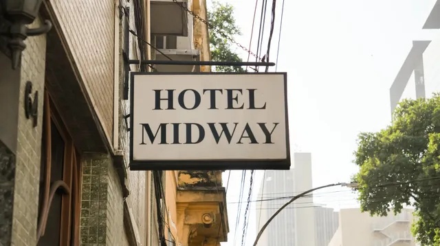 Midway Hotel