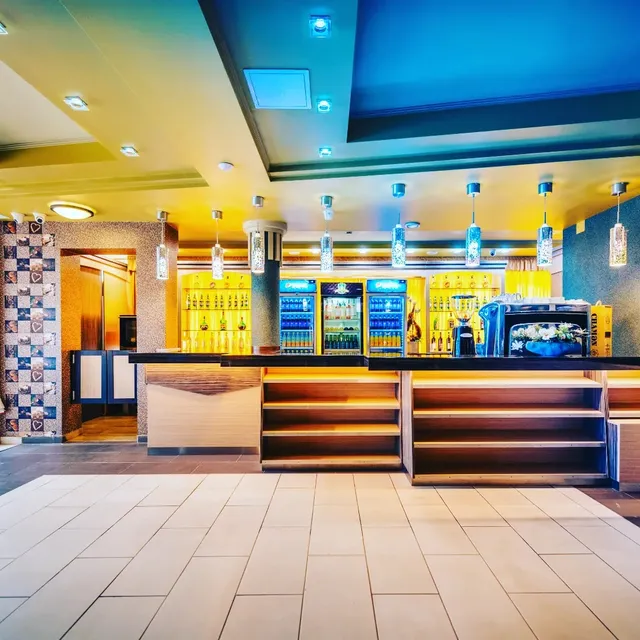 60-as Fogado (from Budapest)