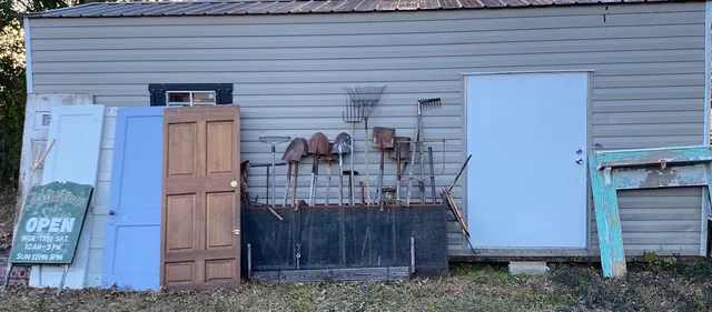 Mema Had One LLC Antiques & Estate Sales