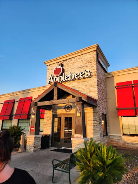 Applebee's Grill + Bar
