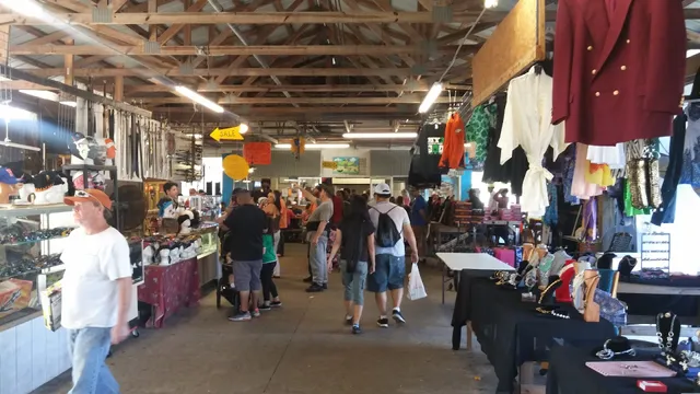 Ramona Flea Market