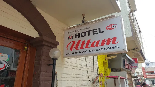 Hotel Uttam