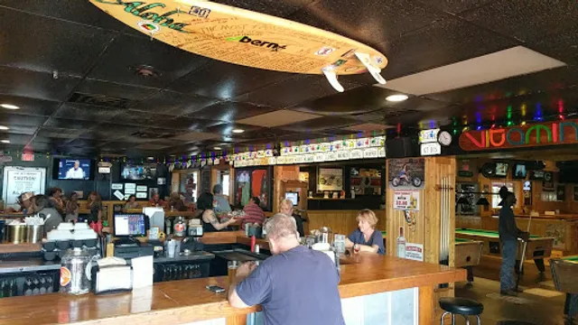 Hoss's Deli - Seafood & Oyster Bar