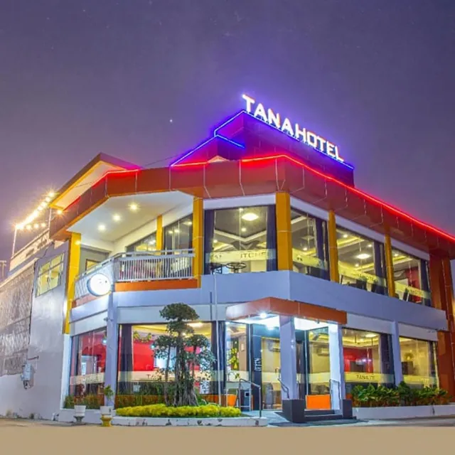 TANAHOTEL