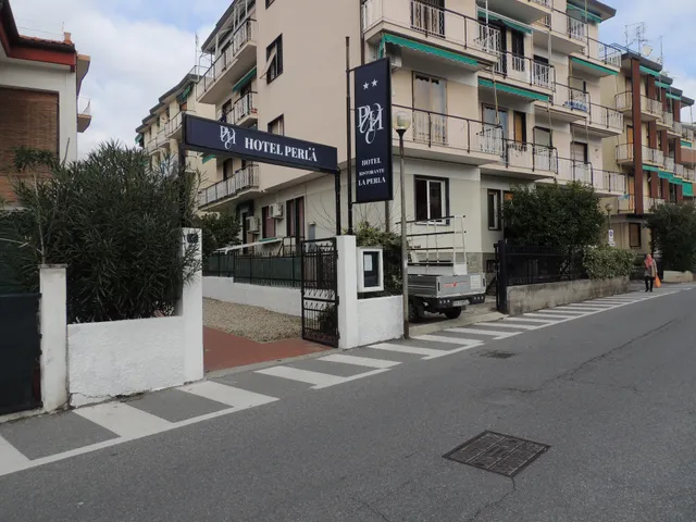 Albergo Della Rosa La Perla
