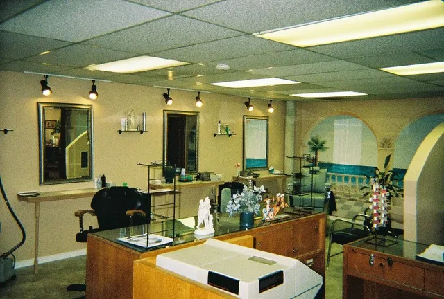 AHC Barber & Beauty College