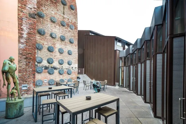 Auberge de Jeunesse de Mons - Youth Hostel