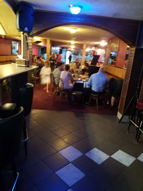 90 Millas Cuban Bar & Restaurant