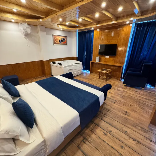 White Season Resort Manali