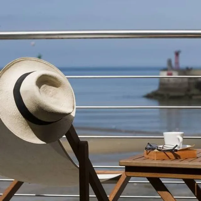La Maison sur le Quai - Gîte by Les Filles du Bord de Mer