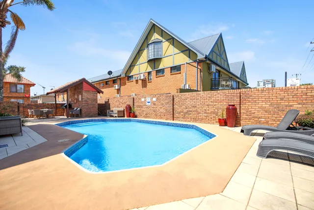 Royal Palms Motor Inn