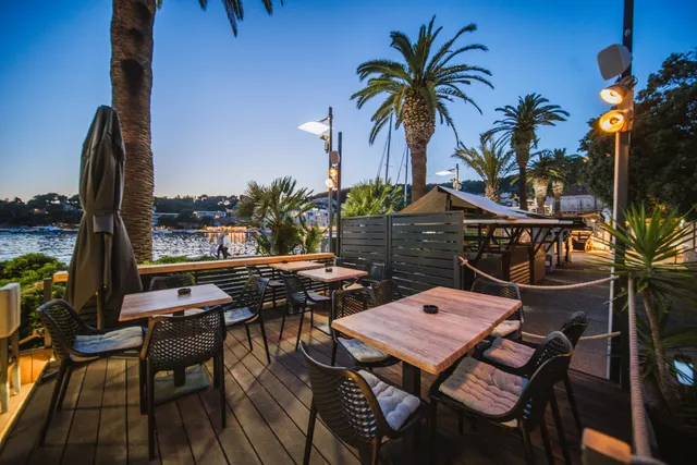 FORR | Hvar Harbour Waterfront Restaurant