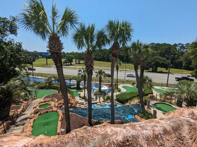 Shipwreck Island Adventure Golf