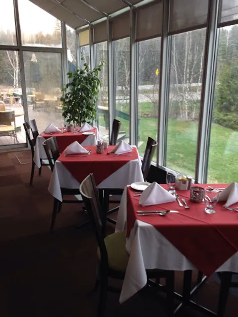 Amadeus Resto Bar - Steak Seafood Pizza - Dejeuner