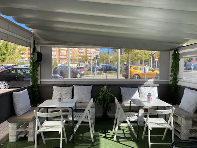 Camden town cafeteria