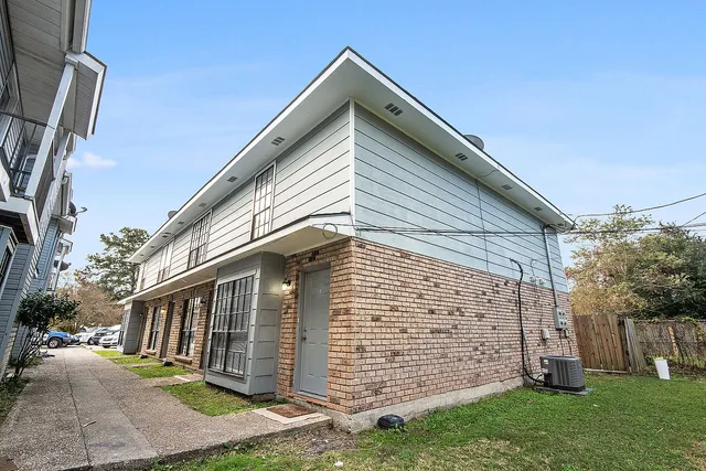 Michael E. Platte - Realtor/Attorney