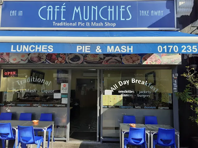Cafe Munchies