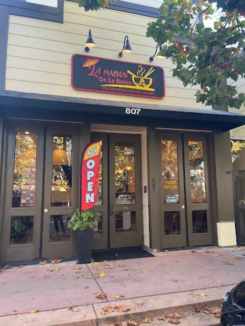 La Maison De La Reine