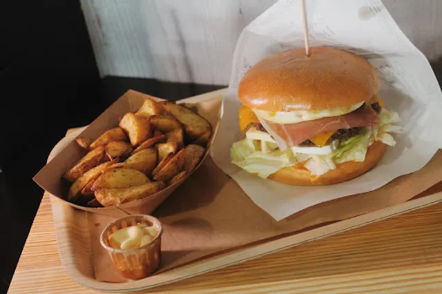 ASH - Arkos SmokeHouse