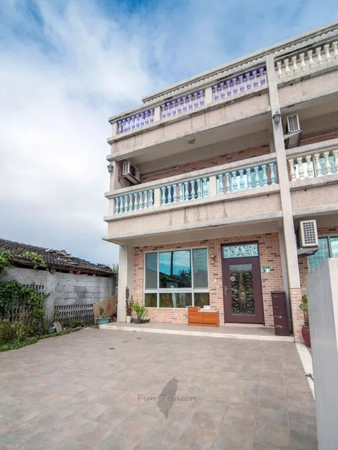 海洋曼波民宿（官方line洽談：@703gbecf）