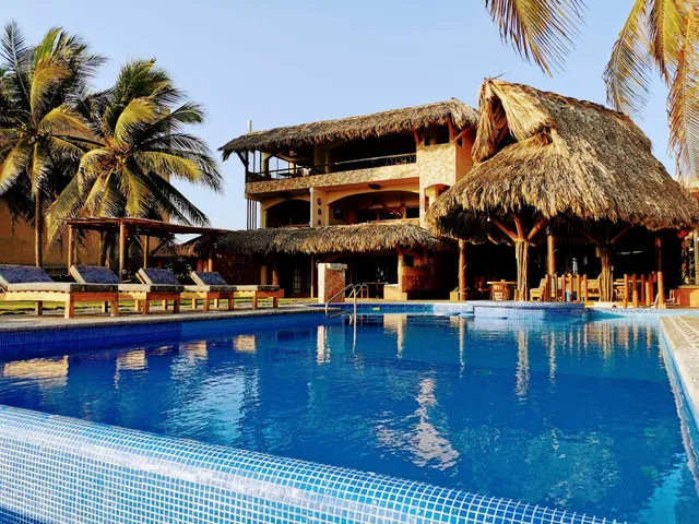 Hotel Villas Punta Blanca