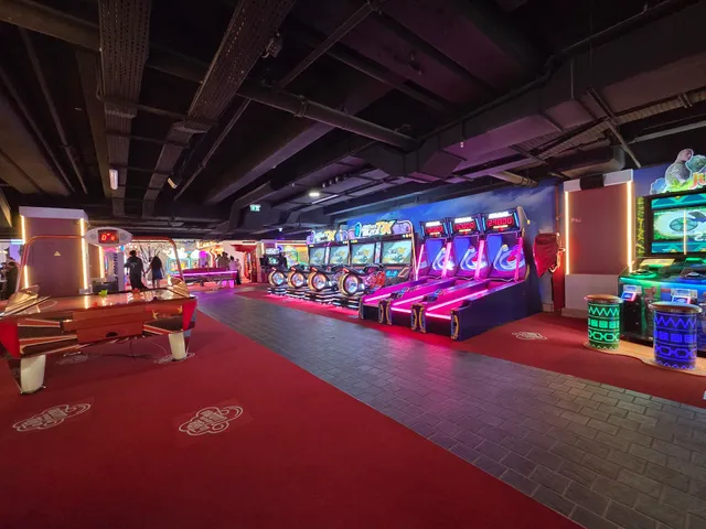 La Tête dans les Nuages Paris Les 4 Temps - La Défense