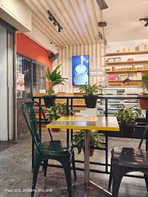 Pataka Mannar’s - Chaat | Sweets | Dine - in ಪಟಾಕಾ