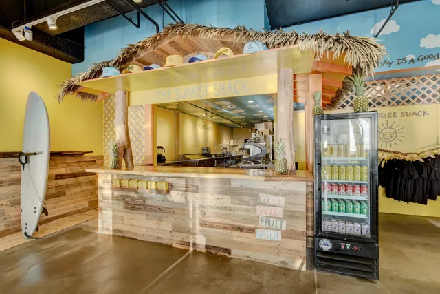 The Sunrise Shack - Twin Fin