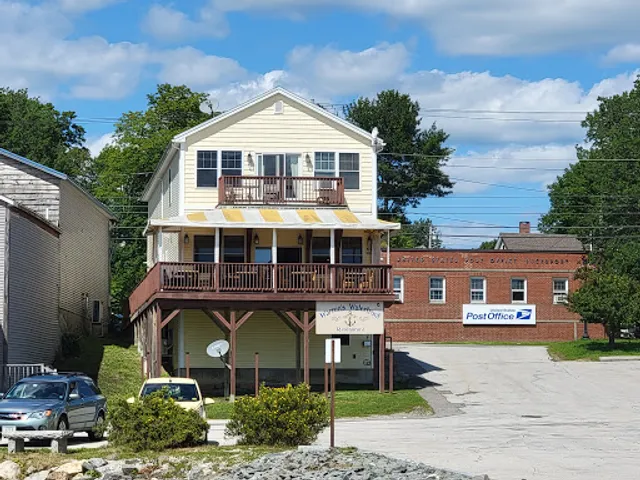 Warren's Waterfront Restaurant