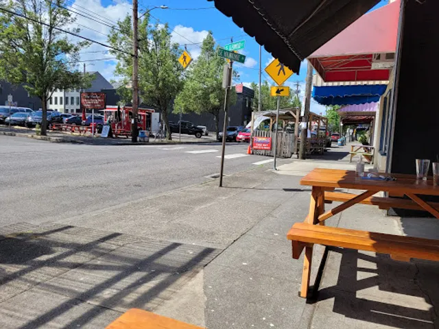 Limelight Restaurant & Lounge