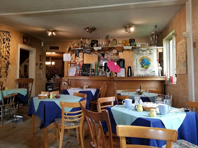 Heart And Soul Cafe and Heart of the Valley Giftshop