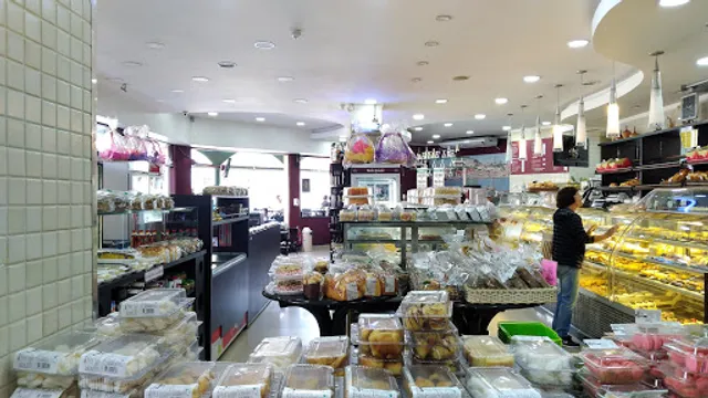 Florestal Padaria e Confeitaria