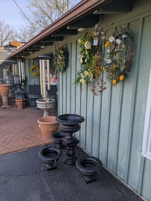 Etcetera Flowers & Gifts