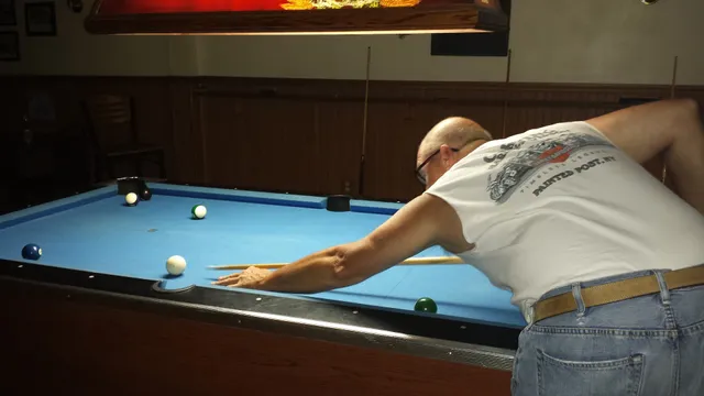 Top Dog Bar and Grill