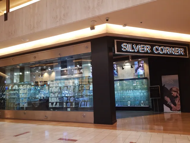 Silver corner
