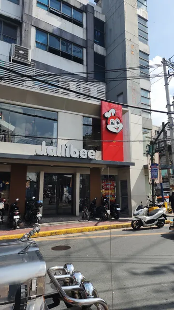 Jollibee G. Tuazon - E. Quintos
