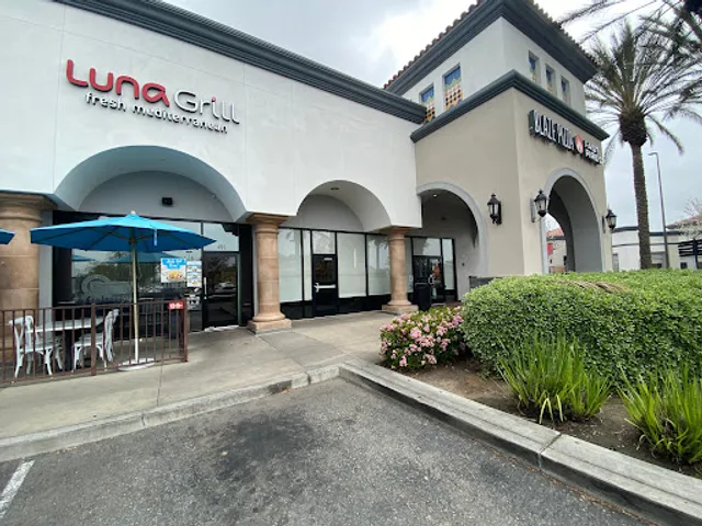 Luna Grill Eastvale