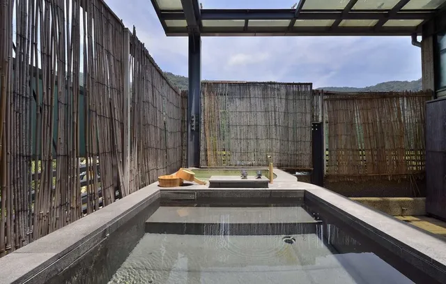 A San Hot-Spring Hotel