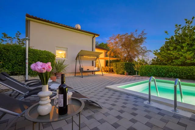 Holiday house "ograda"