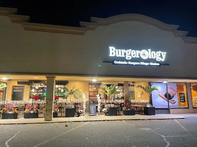 Burgerology Stony Brook
