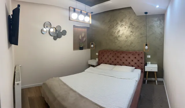 Laci Lak Apartment Group