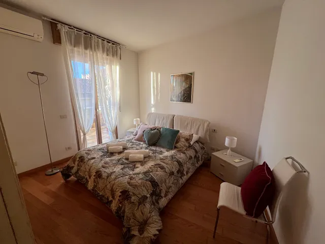 Marconi Rooms & Apartments Verona - Loggia delle Erbe