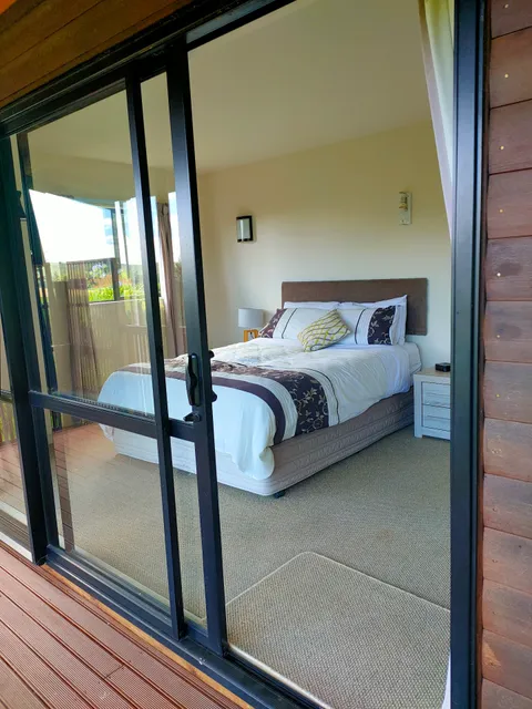 Ariari Lodge, Lake Rotorangi