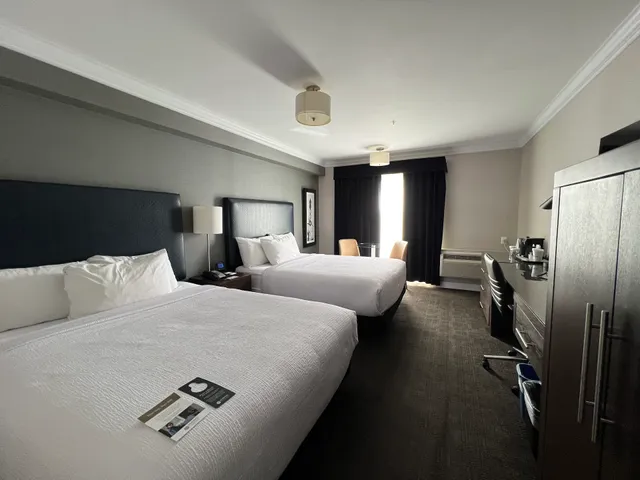 Sandman Signature Prince George Hotel